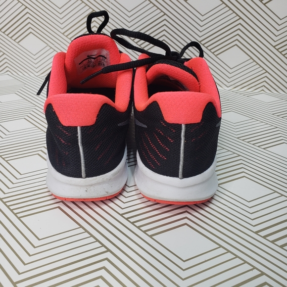 NIKE City Trainer Athletic Running Shoes Sneakers Women's Size 7 Black Pink Gray - Picture 6 of 9